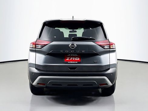 Used 2023 Nissan Rogue SV image 4
