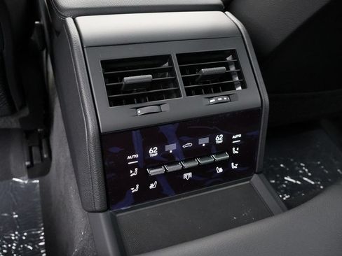 Certified 2025 Porsche Panamera 4 AWD/4WD image 20