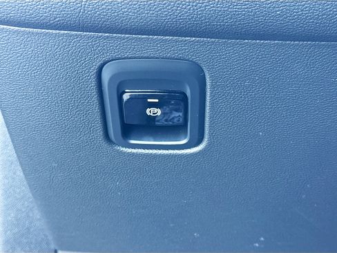 Certified 2024 Maserati Grecale GT image 35