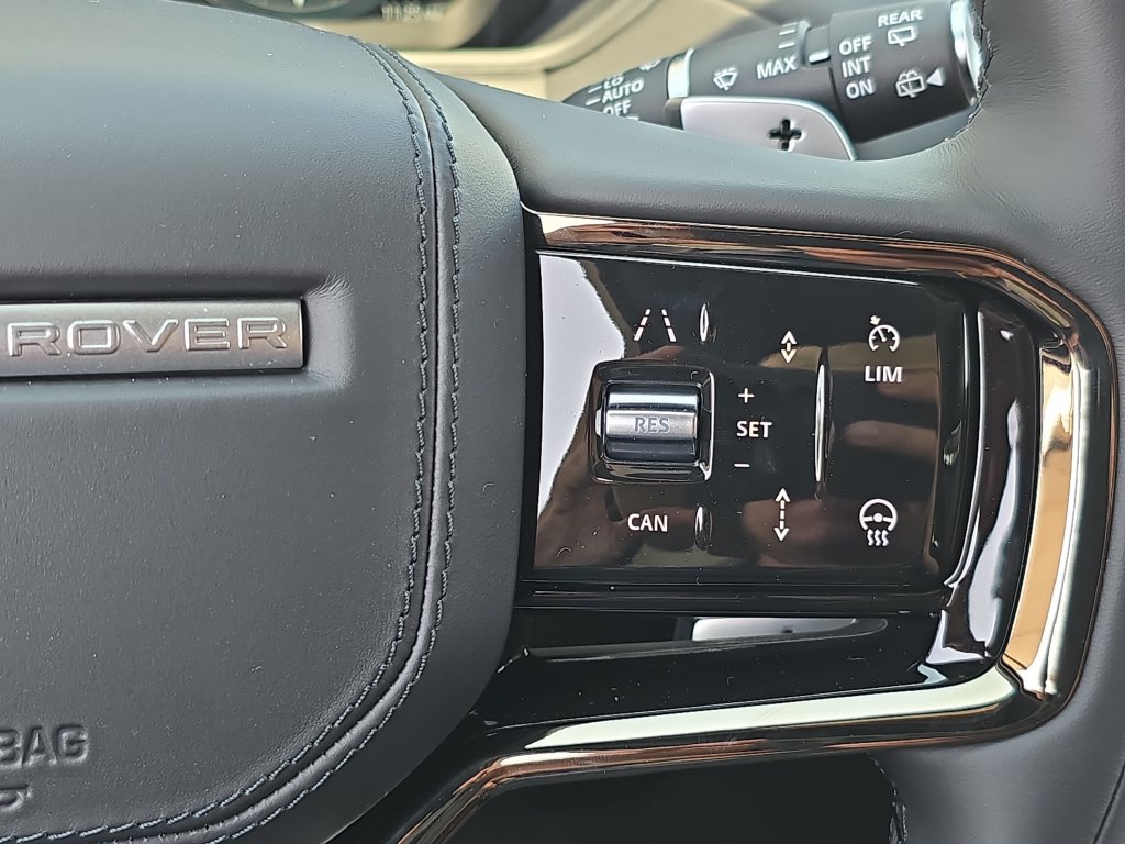 New 2026 Land Rover Range Rover Velar S AWD/4WD image 18