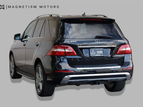 Used 2013 Mercedes-Benz ML 550 4MATIC image 9