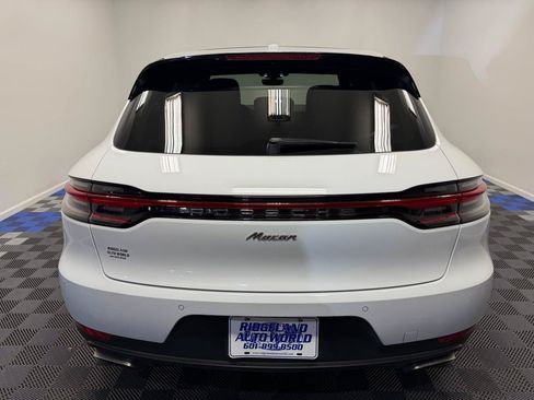 Used 2021 Porsche Macan AWD/4WD image 11