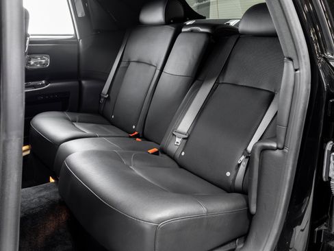 Used 2011 Rolls-Royce Ghost image 57