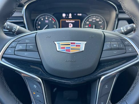 Used 2025 Cadillac XT5 Premium Luxury w/ Technology Package FWD image 33