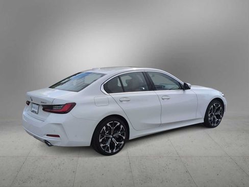 New 2025 BMW 330i xDrive Sedan w/ Premium Package AWD/4WD image 8