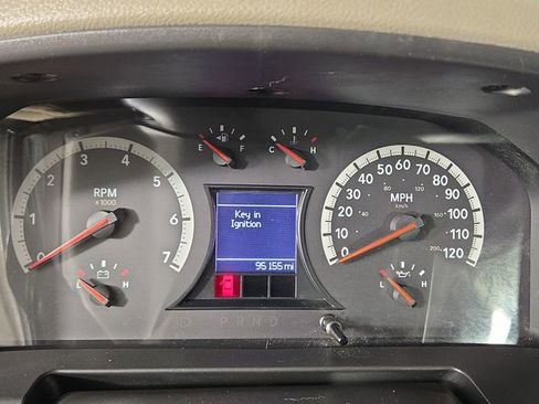 Used 2012 RAM 1500 Classic SLT w/ Technology Group image 16