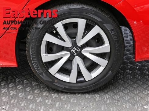 Used 2024 Honda Civic LX image 8