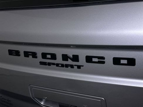 Used 2022 Ford Bronco Sport AWD/4WD image 32
