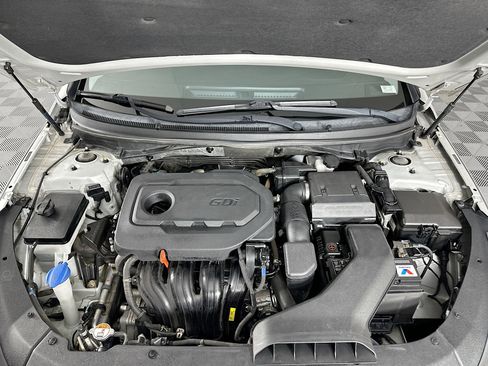 Used 2018 Hyundai Sonata SE image 32