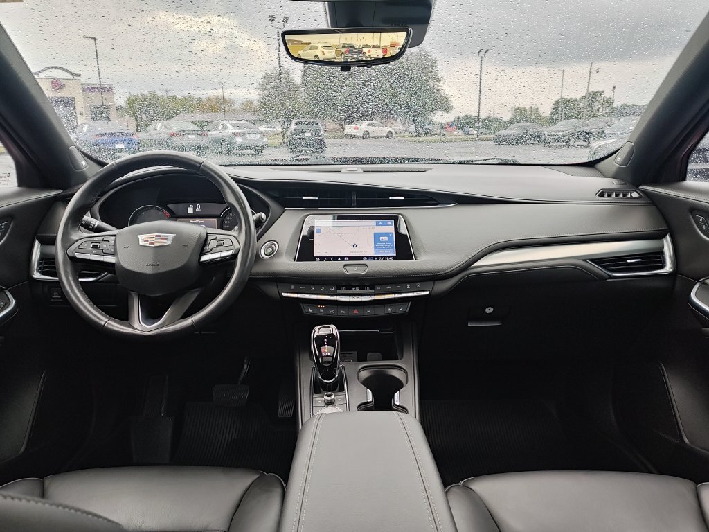 Used 2023 Cadillac XT4 Premium Luxury w/ Sun And Sound Package AWD/4WD image 17