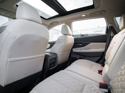 Used 2023 Nissan Murano Platinum w/ Cargo Package image 34