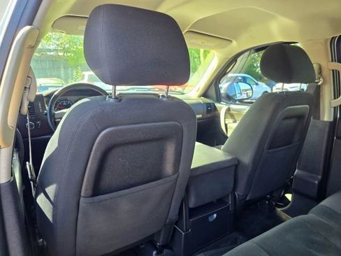 Used 2011 Chevrolet Silverado 1500 LT AWD/4WD image 42