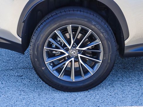 Used 2022 Lexus NX 350 AWD image 12