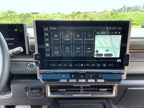 Certified 2025 GMC Hummer EV 3X w/ Battery Pack, 24 Module Pack AWD/4WD image 15