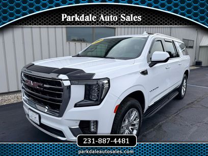 Used 2023 GMC Yukon XL SLT