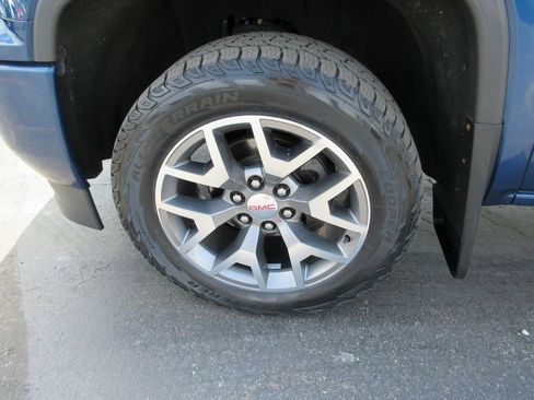 Certified 2016 GMC Sierra 1500 SLT w/ All-Terrain Package AWD/4WD image 16