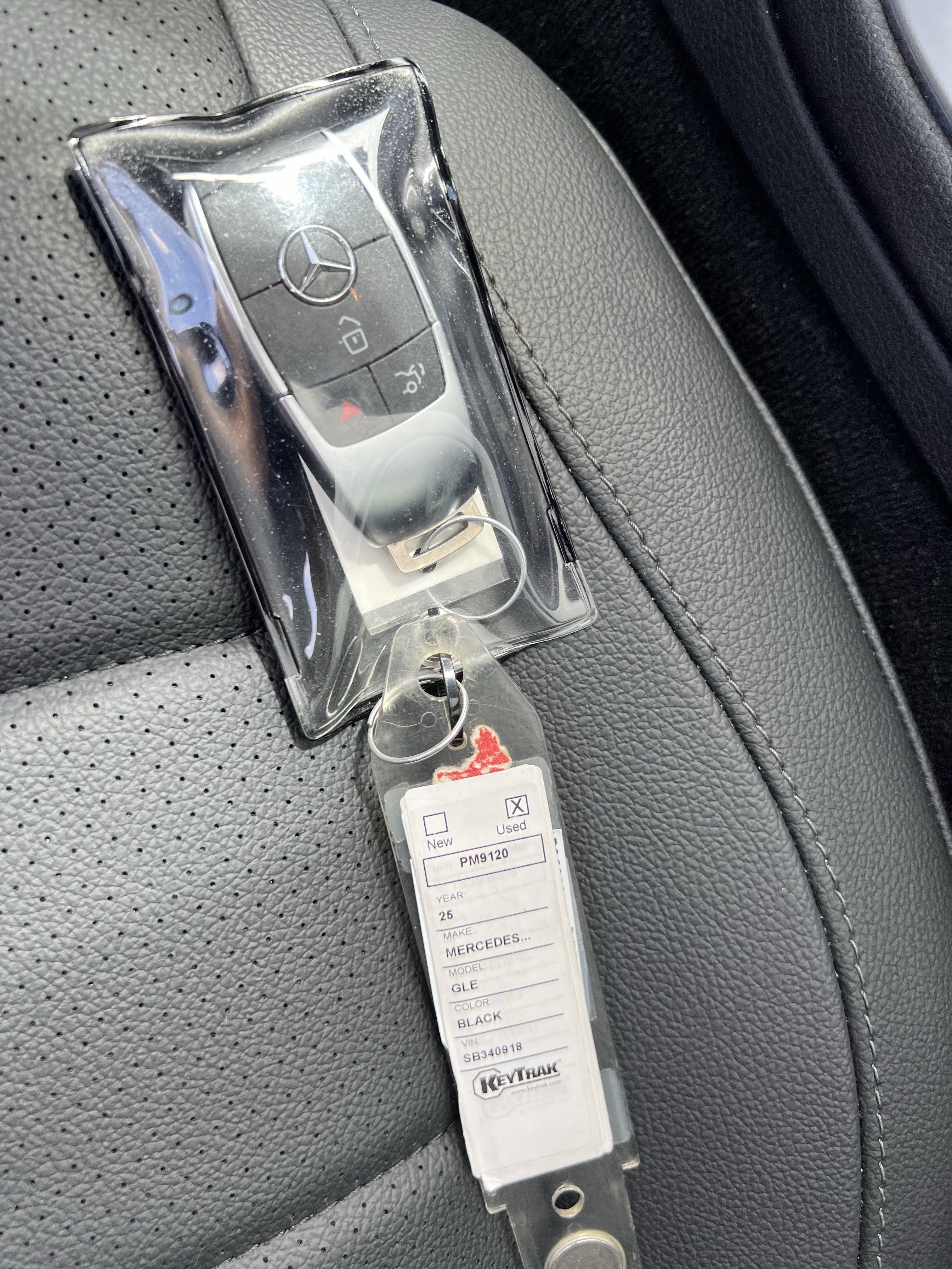 Certified 2025 Mercedes-Benz GLE 450 4MATIC image 38