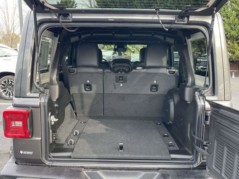 New 2026 Jeep Wrangler Unlimited Sahara AWD/4WD image 23