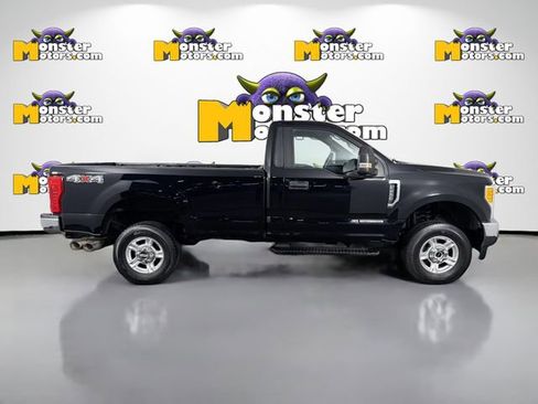 Used 2017 Ford F250 XLT w/ Snow Plow Prep Package image 4