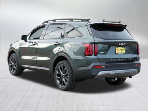 Certified 2022 Kia Sorento X-Line EX image 5
