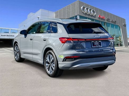 Used 2023 Audi Q4 e-tron Premium Plus w/ Premium Plus image 2
