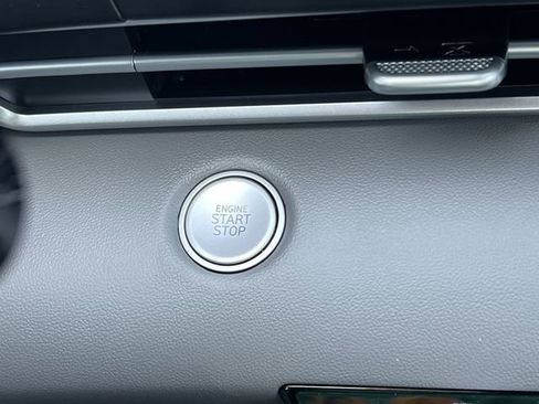 New 2026 Hyundai Elantra Sport FWD image 16