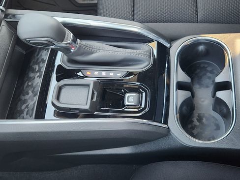 New 2026 GMC Canyon Elevation w/ Convenience Package image 23