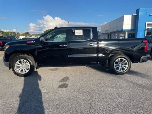 Used 2025 Chevrolet Silverado 1500 LTZ w/ LTZ Premium Package image 4