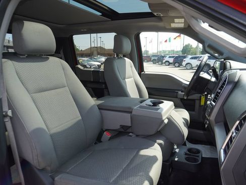 Used 2016 Ford F150 XLT w/ Equipment Group 302A Luxury AWD/4WD image 31