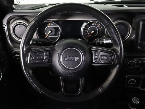 Used 2022 Jeep Wrangler Unlimited Sport image 35