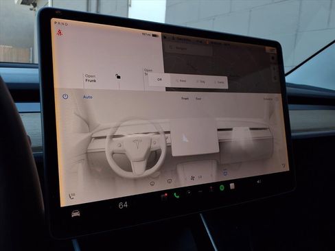 Used 2018 Tesla Model 3 Long Range image 9