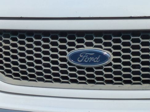 Used 2001 Ford F150 Lariat AWD/4WD image 4