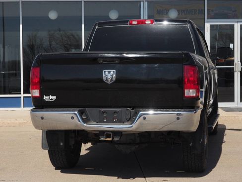 Used 2014 RAM 2500 Tradesman w/ Chrome Appearance Group image 4
