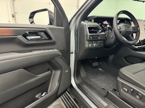 New 2026 GMC Yukon XL Denali w/ Denali Reserve Package AWD/4WD image 20