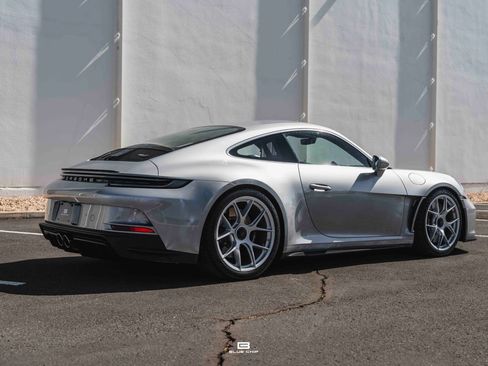 Used 2024 Porsche 911 GT3 RS RWD image 14