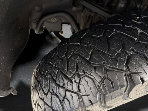 Used 2024 GMC Sierra 3500 SLE image 39