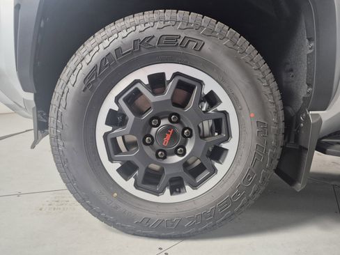 New 2026 Toyota 4Runner TRD Off-Road image 10