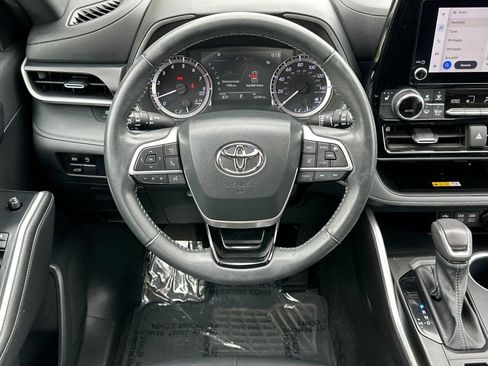 Used 2023 Toyota Highlander XSE AWD/4WD image 27