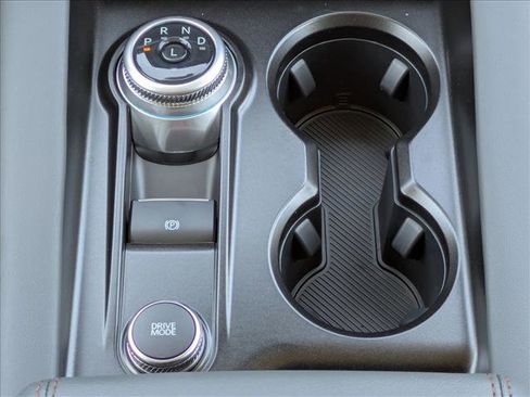 New 2026 Ford Explorer Active w/ Active Comfort Package image 12