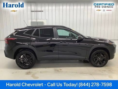 Certified 2025 Chevrolet Trax ACTIV FWD image 6