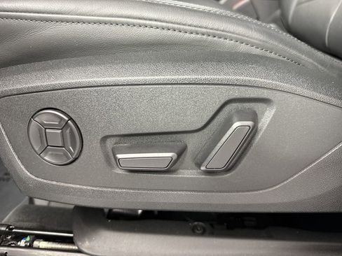 Used 2022 Audi Q3 2.0T Premium Plus w/ Premium Plus Package image 28