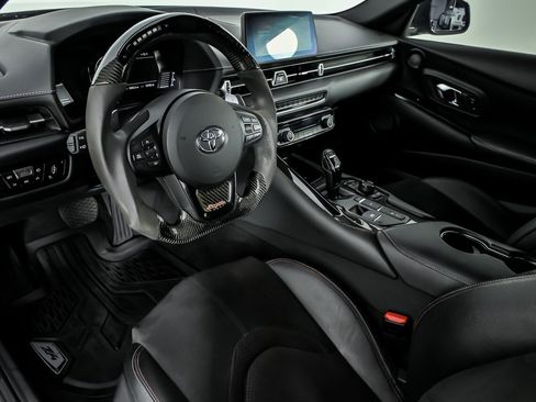 Used 2020 Toyota Supra RWD image 18
