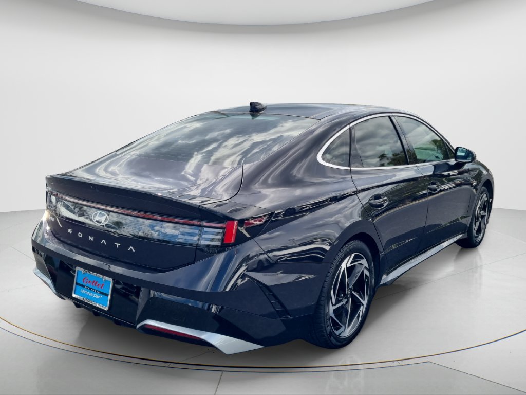 Certified 2024 Hyundai Sonata SEL w/ Convenience Package FWD image 4