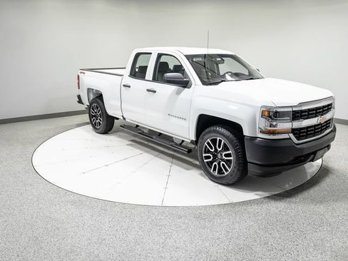 Used 2017 Chevrolet Silverado 1500 W/T w/ Trailering Package AWD/4WD image 26