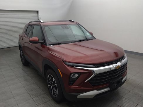 Used 2024 Chevrolet TrailBlazer LT w/ Driver Confidence Package AWD/4WD image 13