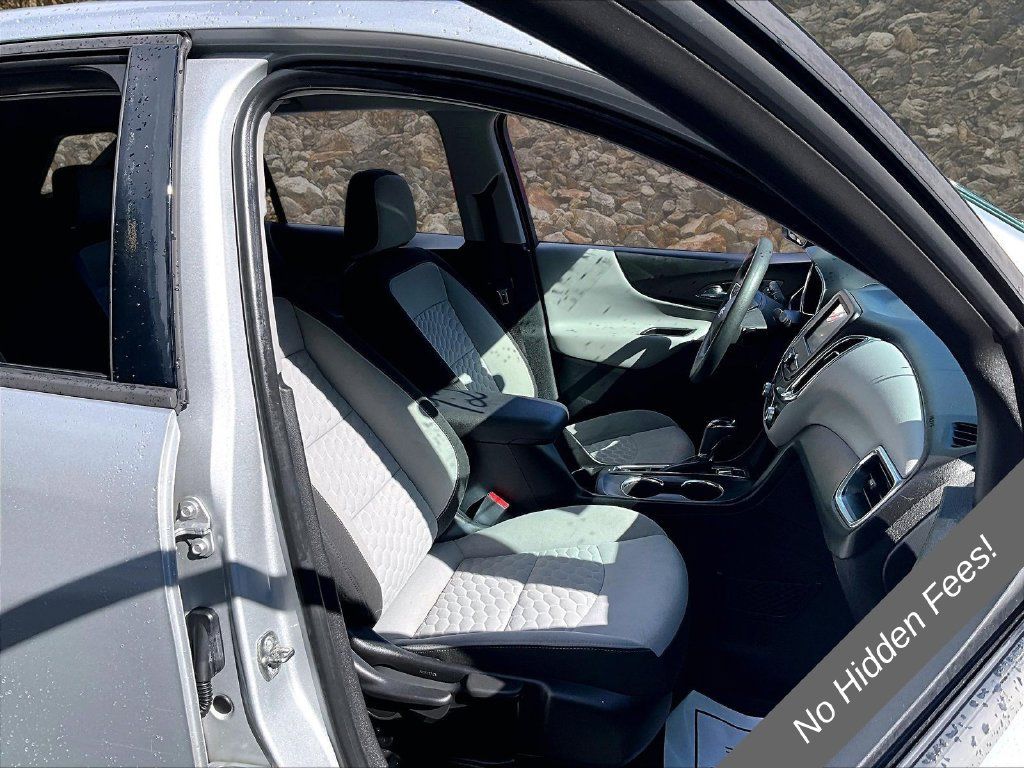 Used 2018 Chevrolet Equinox LS AWD/4WD image 7