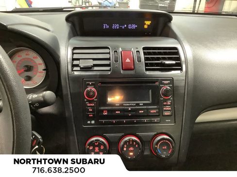 Used 2014 Subaru Impreza 2.0i image 9