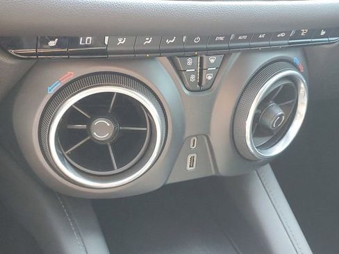 Certified 2020 Chevrolet Blazer LT FWD image 27