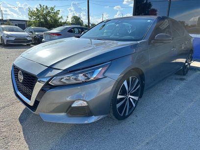 Used 2020 Nissan Altima 2.5 SR w/ Premium Package