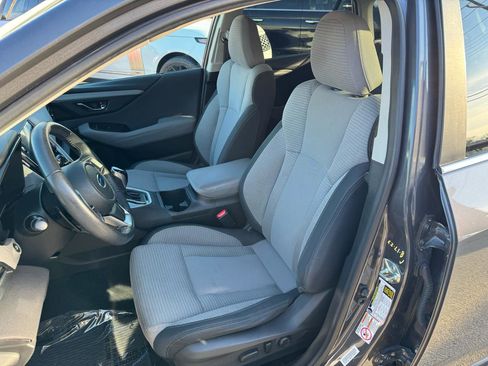 Used 2020 Subaru Outback Premium image 11